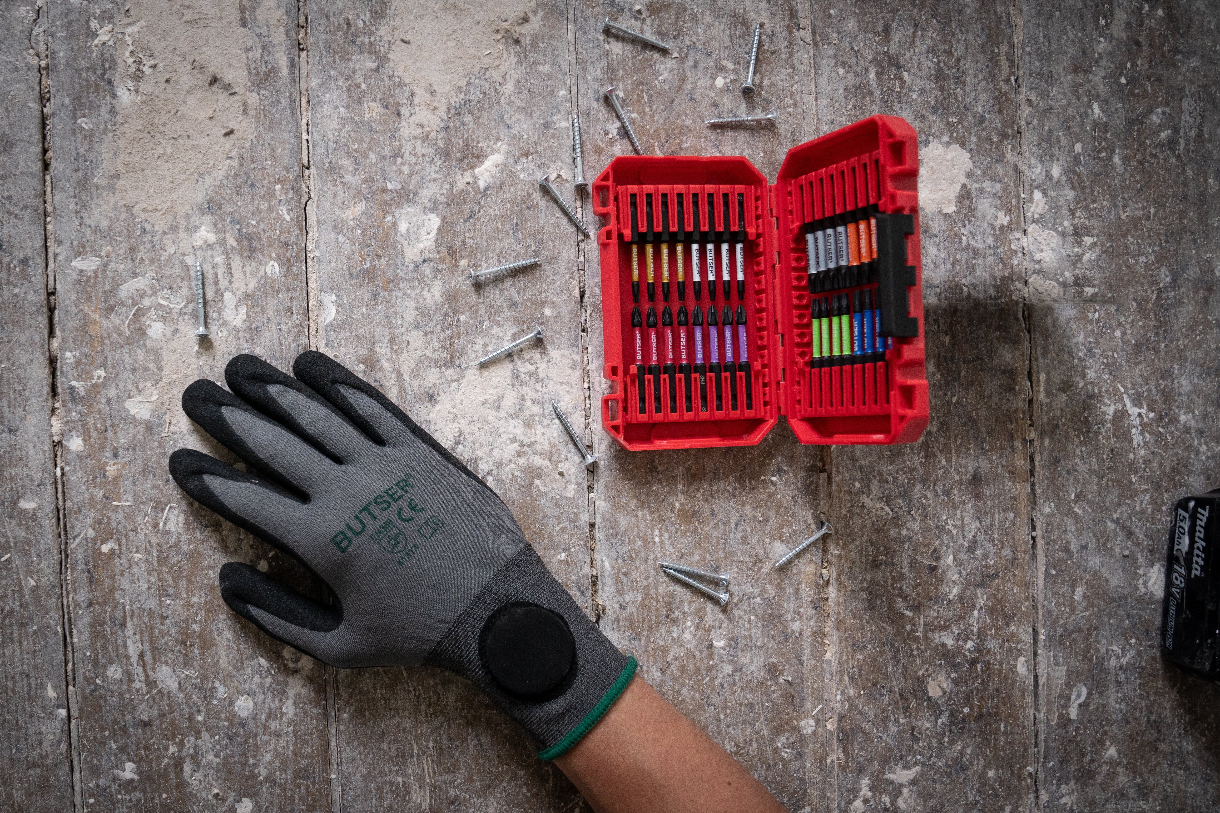 Bundle Deal - BUTSER Set Groß & Magnetischer Handschuh | 3er Pack